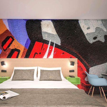 Ibis Styles Clamart Gare Grand Paris Esterno foto