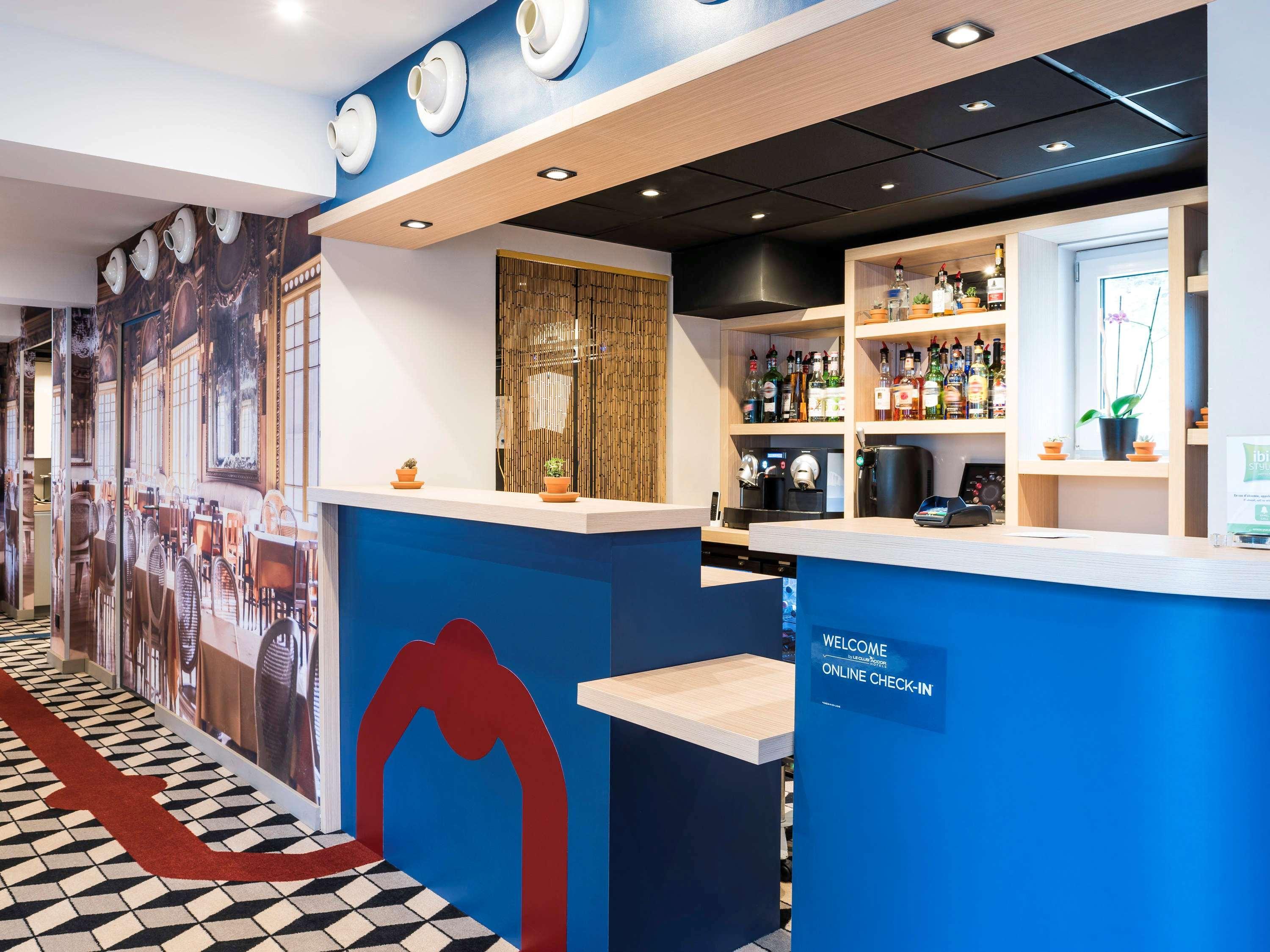 Ibis Styles Clamart Gare Grand Paris Esterno foto