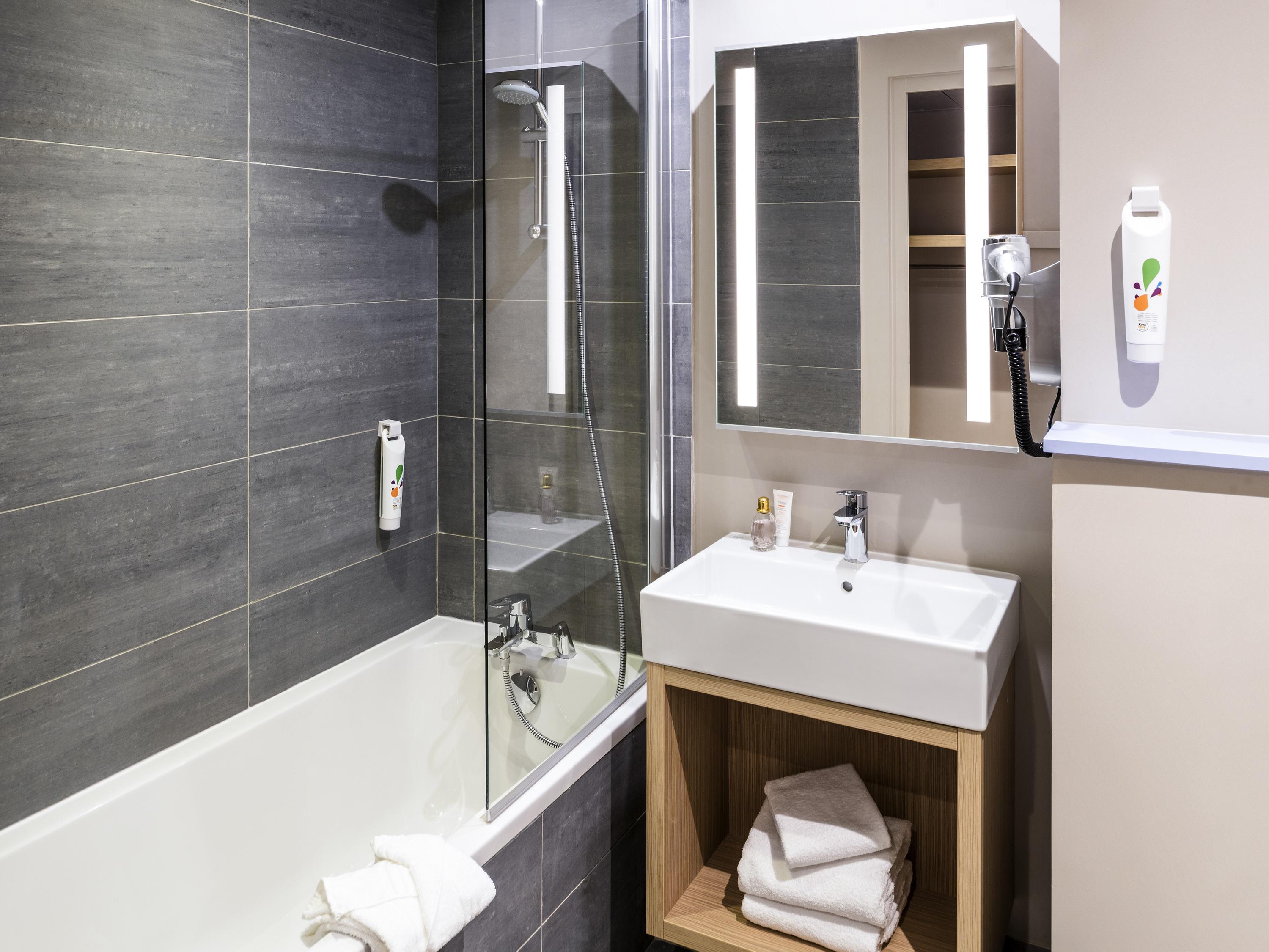 Ibis Styles Clamart Gare Grand Paris Esterno foto