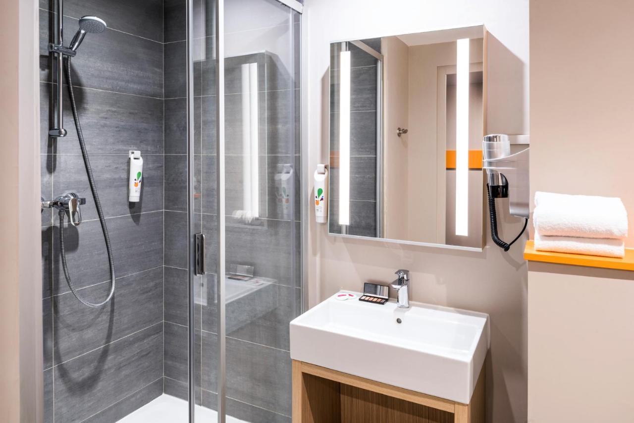 Ibis Styles Clamart Gare Grand Paris Esterno foto